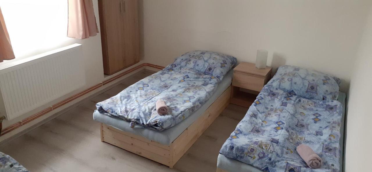 Willa Farma Macas Łaźnie Bohdaneč Zewnętrze zdjęcie